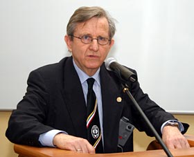 С. Хаукас